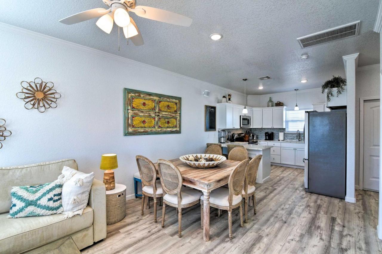 Coastal Surfside Beach House Walk To The Ocean! 외부 사진